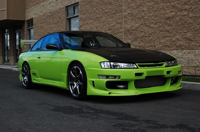 Автостекла Nissan Silvia S14 c установкой в Москве